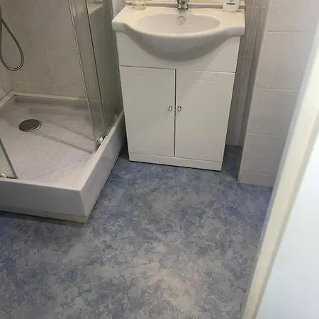 Magnifique En Bord De