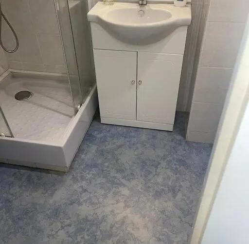 Magnifique En Bord De